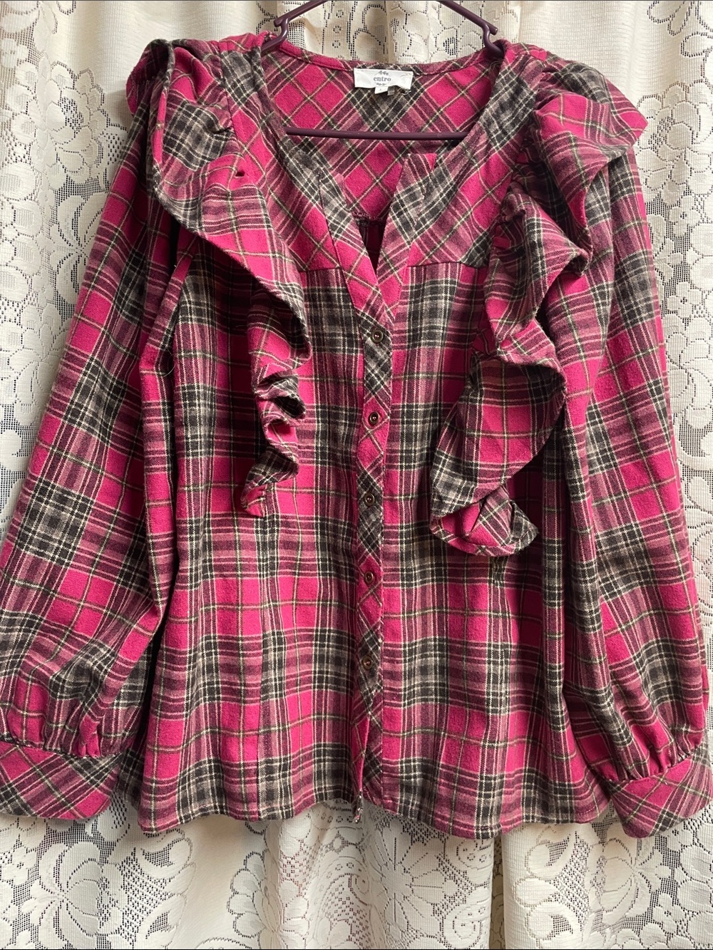 entro Pink and Black Plaid Ruffle Cottage Prairie Size Large Blouse